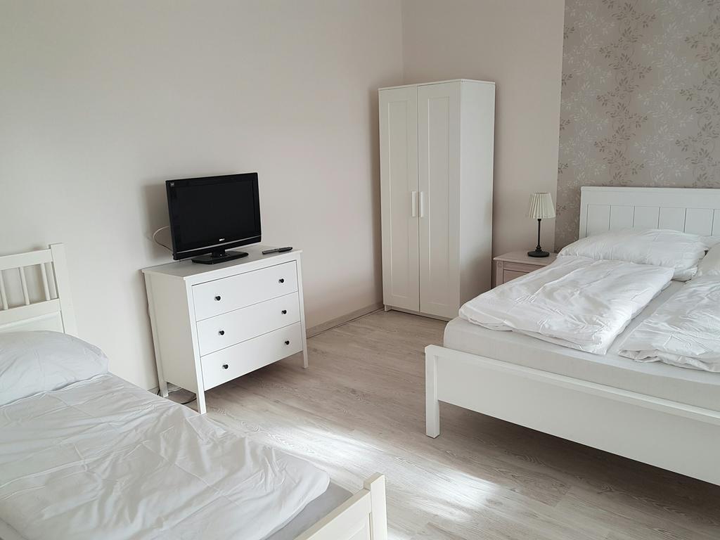 Zsigmond Vendeghaz Apartment วิลานี ภายนอก รูปภาพ